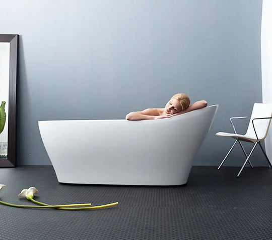 Mette Bathtub, Luxury bathtub , Solid Surface bathtub ,Matte white bathtub ,Large bathtub, free standing bathtub