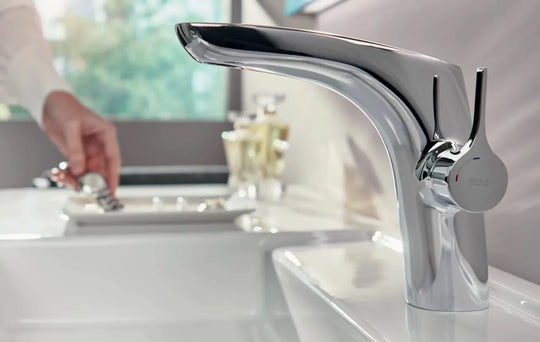 Insignia by Roca bathroom sink faucet. Modern taps. Bathroom faucets. Roca Group