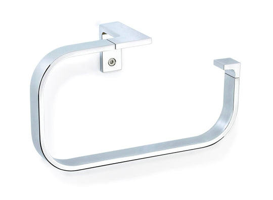 Orio polished chrome towel ring. Hand towel holder Uraldi