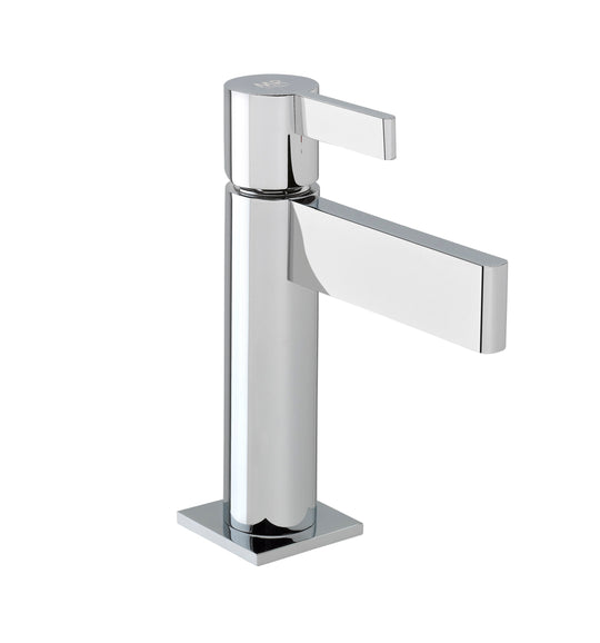 Tanau single handle bathroom sink faucet. Griferias MR